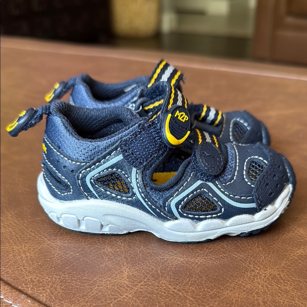 Stride Rite Blue and Yellow Sandals for Active Play